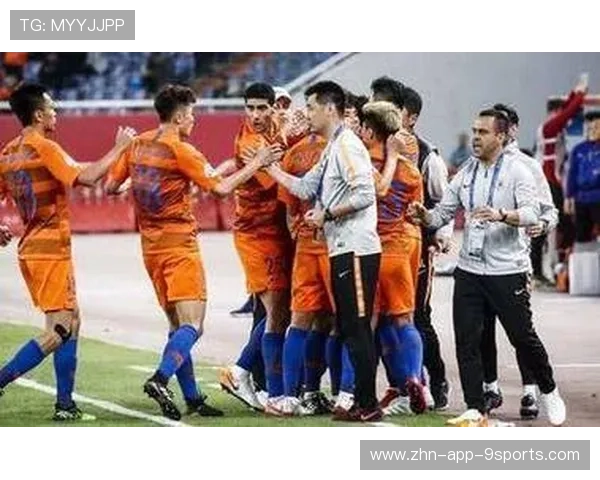 上海海港在亚冠生死战中遭遇困境，柔佛强势主场